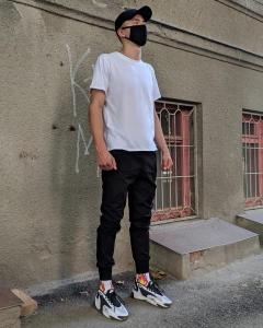 Фото Одежда Брюки джоггеры мужские Пушка Огонь Zuren черные