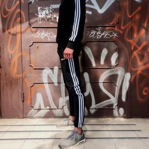 Фото Одежда Спортивные штаны в стиле Adidas Three line черные