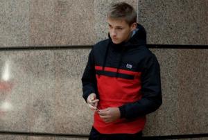 Фото Одежда Анорак Дельта черно-красный