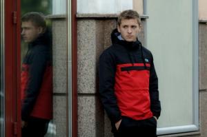 Фото Одежда Анорак Дельта черно-красный