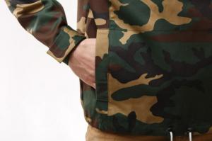 Фото Одежда Анорак камуфляжный вудленд