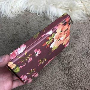 Фото Аксессуары Gucci iPhone X Case with Tiger GG Supreme