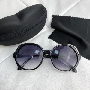 Фото Аксессуары Miu Miu Sunglasses Round Reveal Black