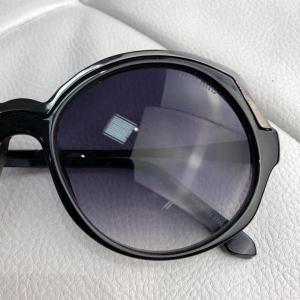Фото Аксессуары Miu Miu Sunglasses Round Reveal Black
