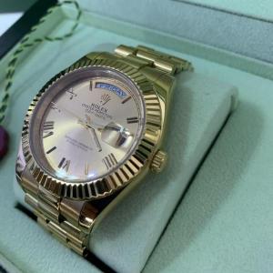Фото Аксессуары Rolex Day-Date 40 Oyster 40 Yellow Gold
