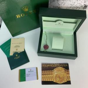 Фото Аксессуары Rolex Day-Date 40 Oyster 40 Yellow Gold