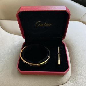 Фото Аксессуары Cartier Love Bracelet 16S Yellow Gold