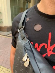 Фото Сумки Поясная Сумка Louis Vuitton Discovery Monogram Eclipse