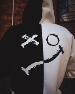 Фото Одежда Теплое унисекс худи Sad Smile черно-белое