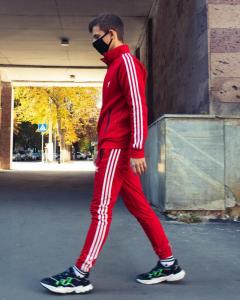 Фото Одежда Теплая олимпийка мужская в стиле Adidas Round красная
