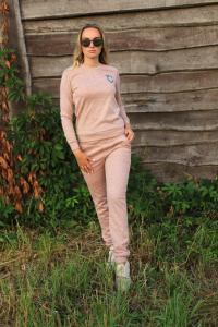 Фото Одежда Женский костюм персик Ангора