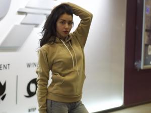 Фото Одежда Утепленное худи бежевое