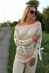 Фото Одежда Женский вязяный комплект бежевый