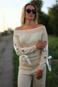 Фото Одежда Женский вязяный комплект бежевый