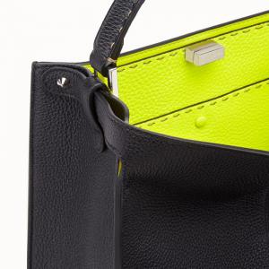 Фото Сумки Fendi Roma Amor Peekaboo X-Lite Medium