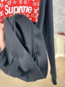 Фото Одежда Sweatshirt Supreme Logo Black