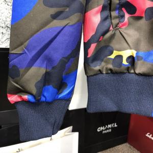 Фото Одежда Valentino Bomber Jacket VLTN Camo