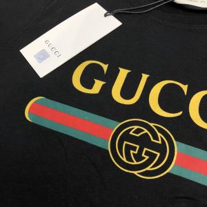 Фото Одежда Gucci T-shirt with Washed Logo Black