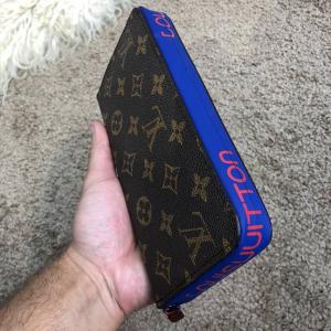 Фото Сумки Бумажник Louis Vuitton Zip Around Monogram Pacific Classic/Blue