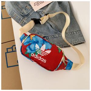 Фото Сумки Поясная сумка, бананка adidas originals flower