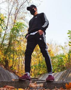 Фото Одежда Теплый свитшот Adidas Badge черный