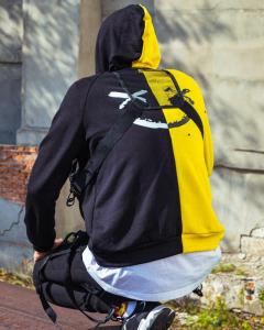 Фото Одежда Двуцветный худи Be Happy черно-желтый