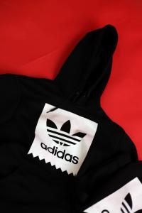 Фото Одежда Толстовка утепленная Adidas черная с белым