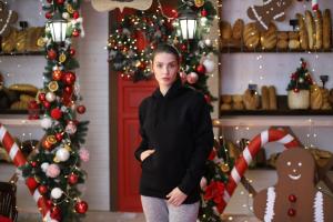 Фото Одежда Зимняя толстовка DNK 2.0 черная женская