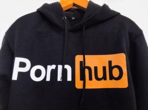 Фото Одежда Худи утепленное черное PornHUB