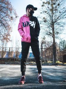 Фото Одежда Теплое худи унисекс Пушка Огонь Scratch Черно-розовое