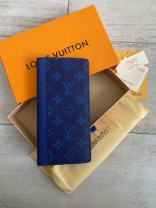 Фото Сумки Бумажник Louis Vuitton Brazza Cobalt Monogram Pacific