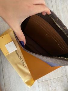 Фото Сумки Клатч Louis Vuitton Pochette Voyage MM Monogram Pacific