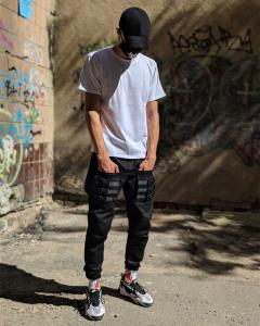 Фото Одежда Брюки карго мужские Пушка Огонь Fasten черные