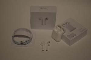 Фото  Наушники беспроводные Airpods 2 лучшая копия с блютуз настройками