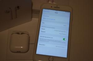 Фото  Наушники беспроводные Airpods 2 лучшая копия с блютуз настройками