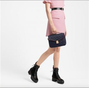 Фото Сумки Сумка Louis Vuitton Pochette Metis Marine Rouge