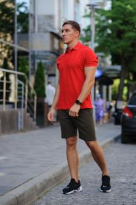 Фото Футболки и поло Комплект - хаки шорты и красная футболка поло