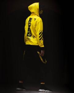 Фото Одежда Худи мужское 2020 желтое