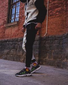 Фото Одежда Спортивные штаны Sad Smile черно-белый