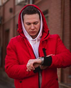 Фото Одежда Куртка демисезонная мужская Omar красная