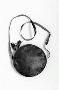 Фото  Женская кожаная круглая сумка 