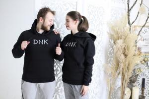 Фото Одежда Худи черная DNK - маркер