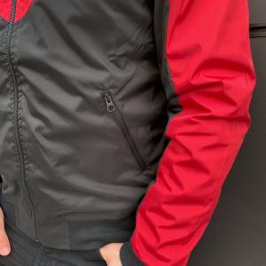 Фото Бомбер мужской  Весна, Осень красный-черный