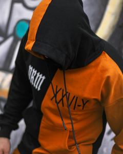 Фото Одежда Весенний костюм sad smile черный + оранжевый