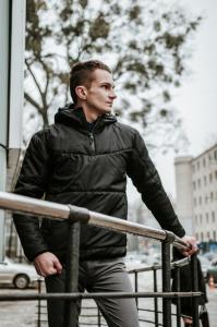 Фото  Мужская ветровка анорак  весна  осень Intruder Hypnotic (черный)