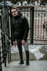 Фото  Мужская ветровка анорак  весна  осень Intruder Hypnotic (черный)