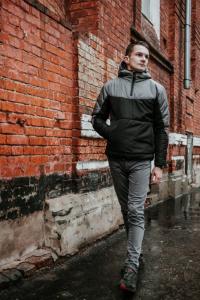 Фото  Мужская ветровка анорак  весна  осень Intruder Hypnotic (серо - черный)