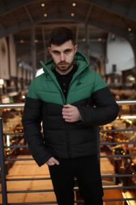 Фото  Зелёный с Чёрным Зимняя Куртка  Найк, Nike, теплая куртка.
