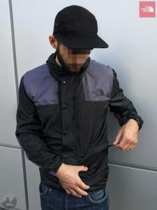 Фото  Ветровка The North Face 1985 Seasonal Mountain Jacket (Черно-серая)
