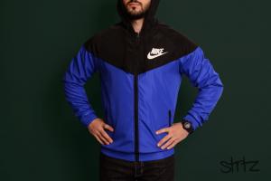 Фото  Ветровка Nike Windrunner Jacket (Черно-синий)